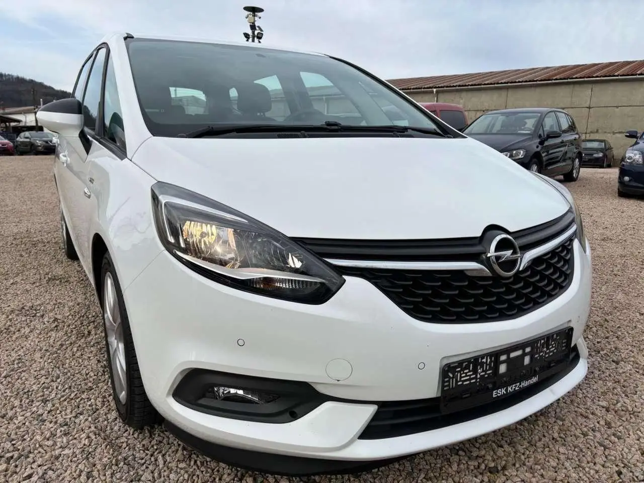 Photo 1 : Opel Zafira 2017 Diesel