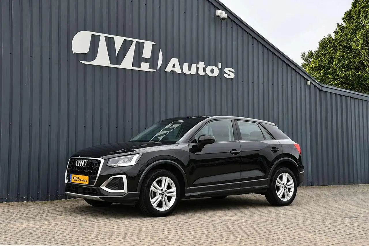 Photo 1 : Audi Q2 2021 Petrol