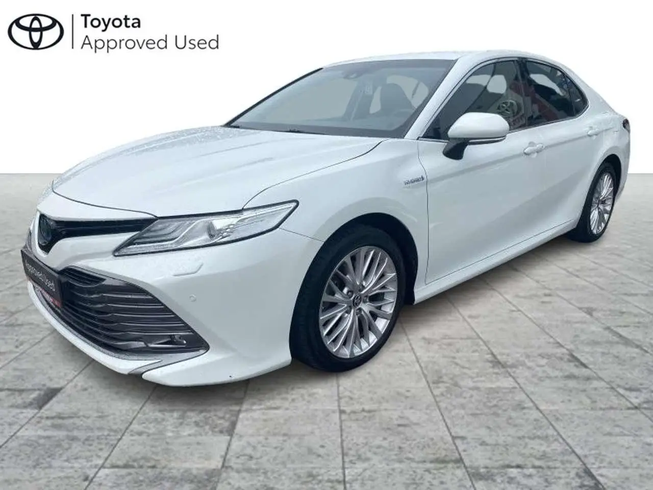 Photo 1 : Toyota Camry 2021 Hybrid