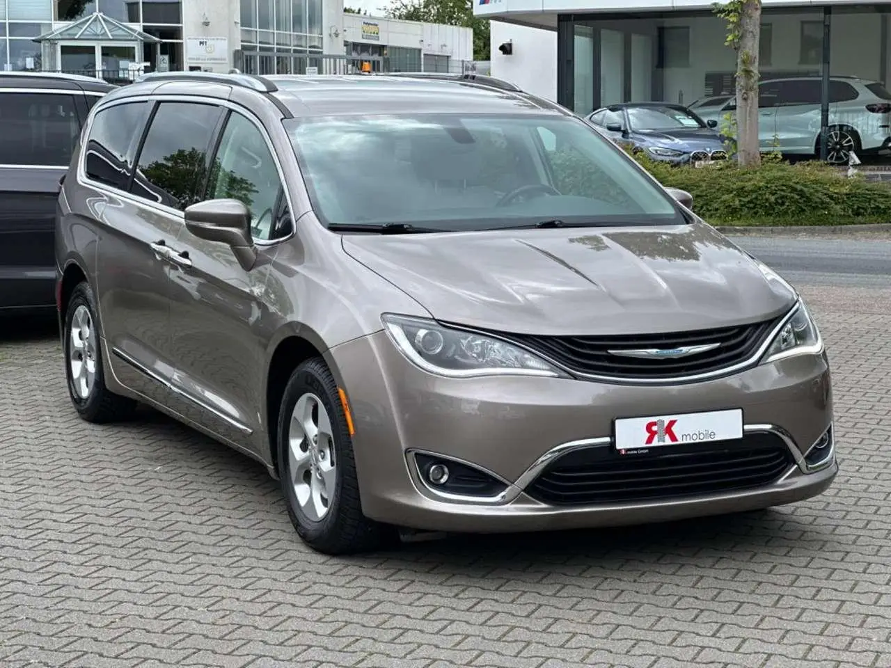 Photo 1 : Chrysler Pacifica 2018 Hybride