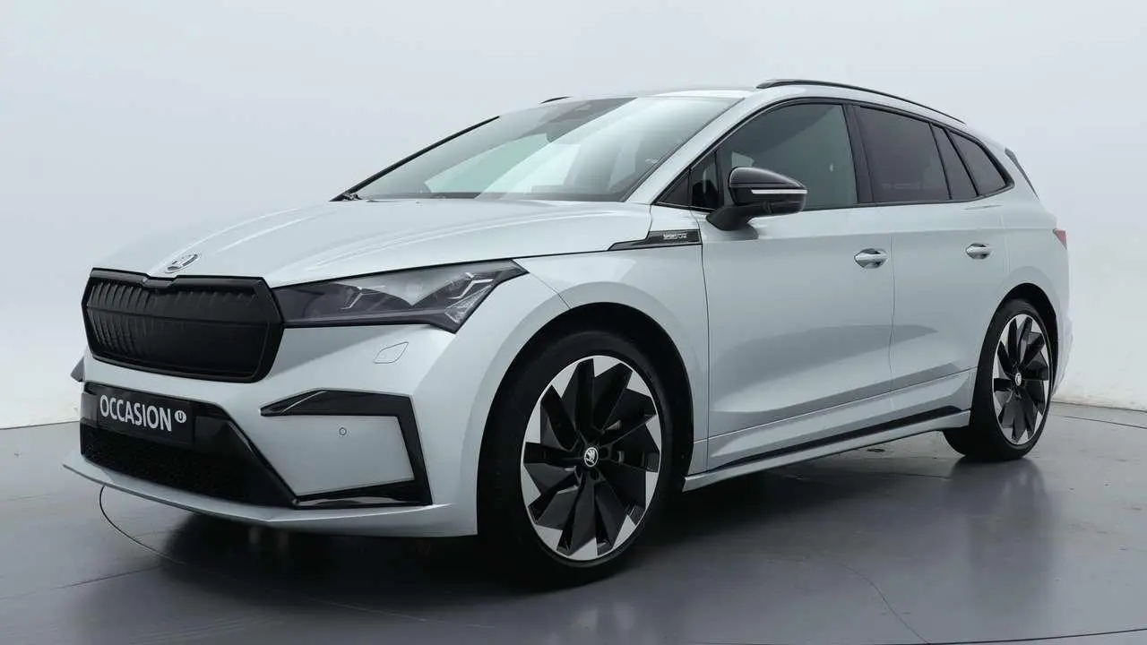 Photo 1 : Skoda Enyaq 2022 Electric