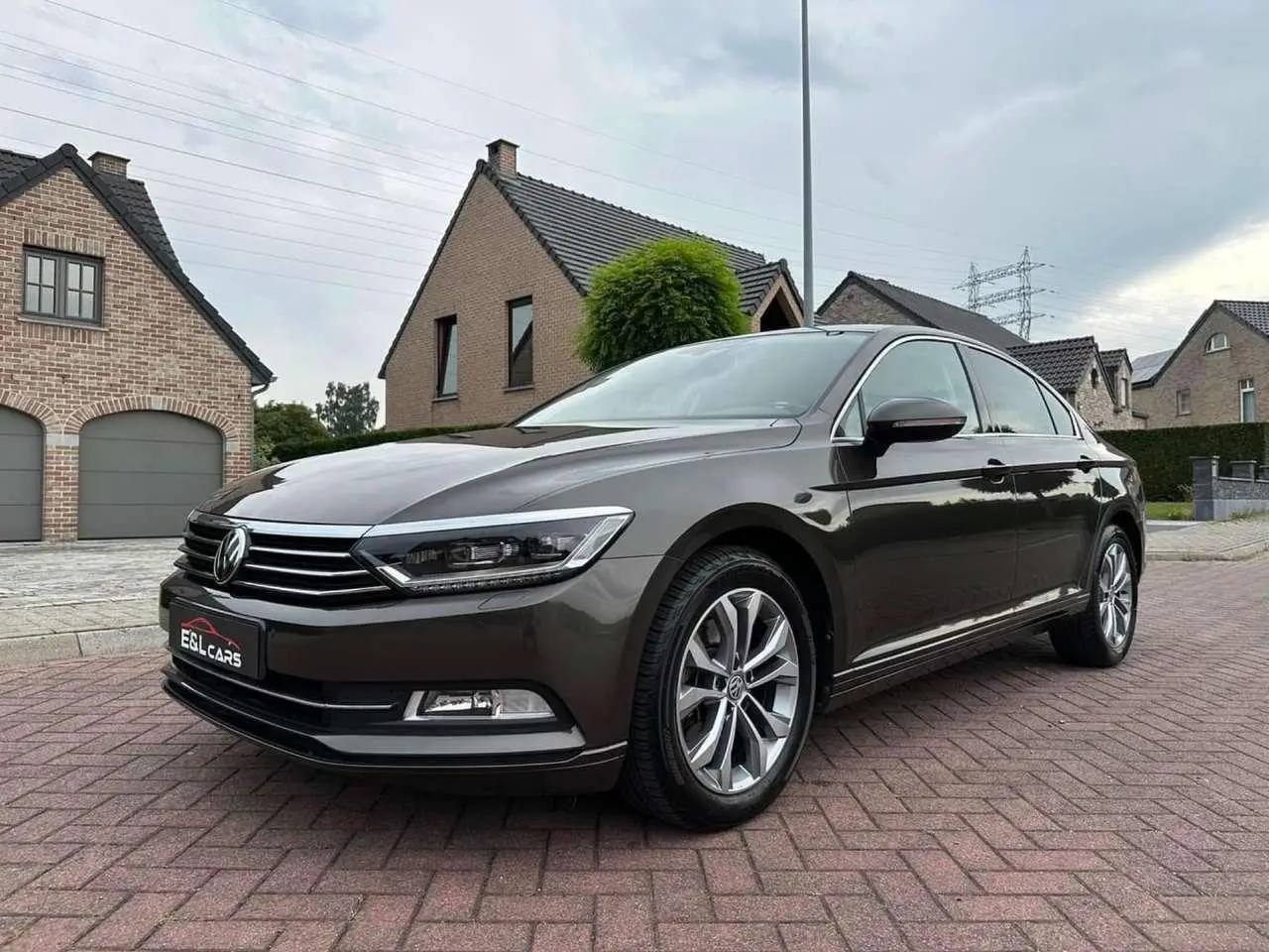 Photo 1 : Volkswagen Passat 2015 Petrol