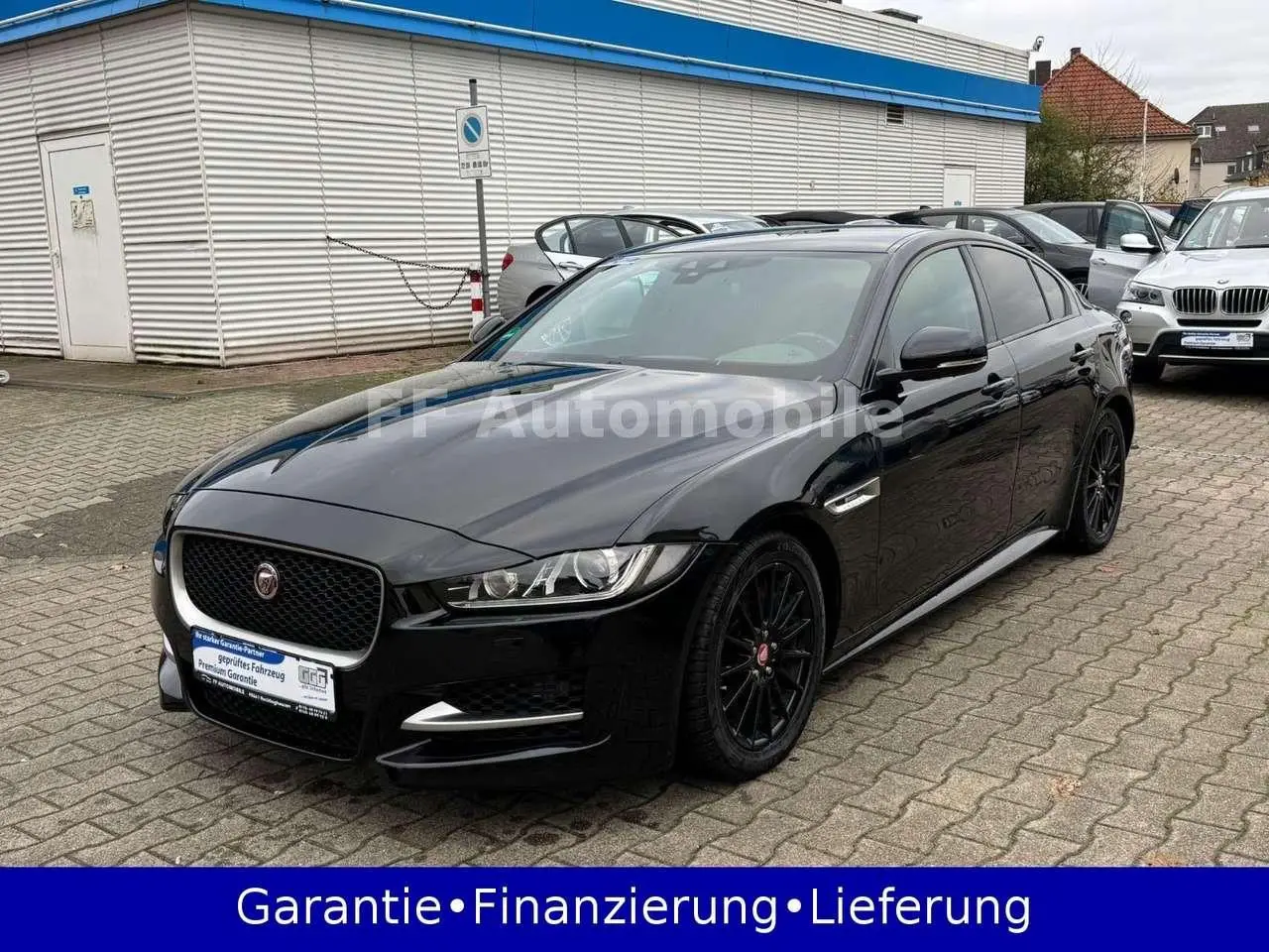 Photo 1 : Jaguar Xe 2017 Diesel