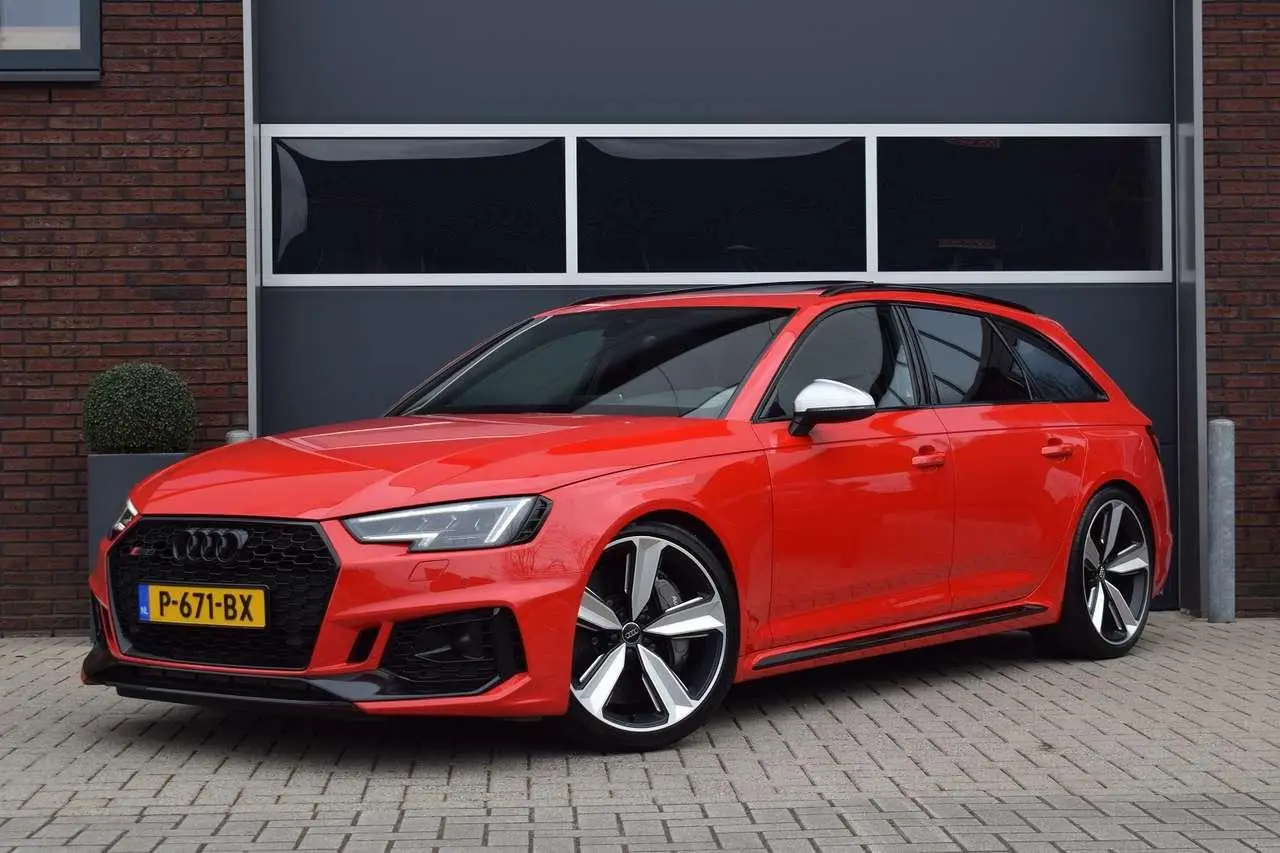 Photo 1 : Audi Rs4 2018 Petrol