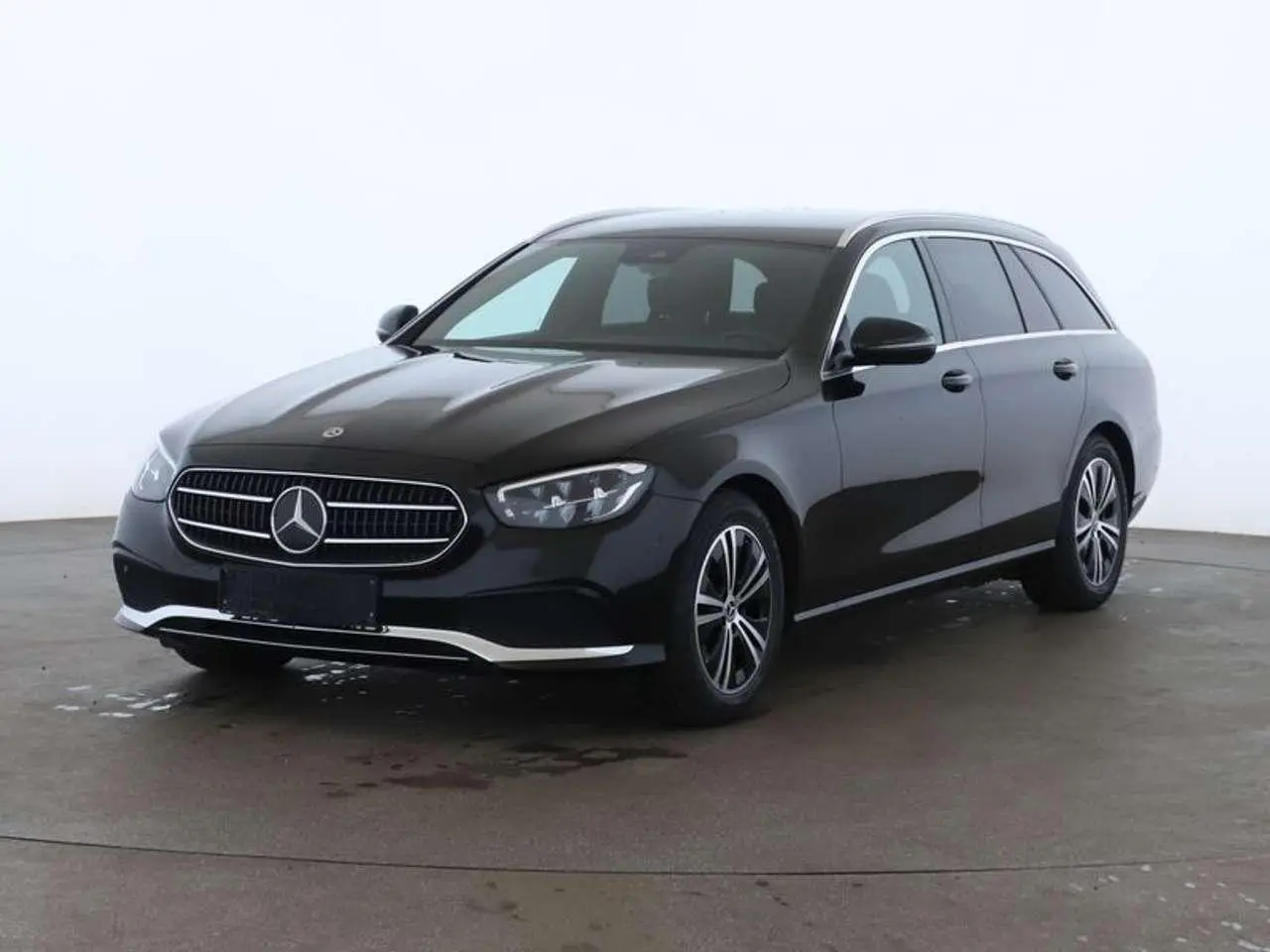 Photo 1 : Mercedes-benz Classe E 2023 Diesel