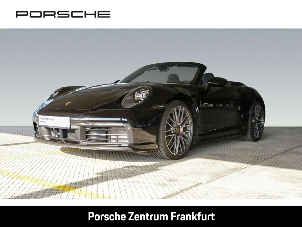 Photo 1 : Porsche 992 2024 Essence