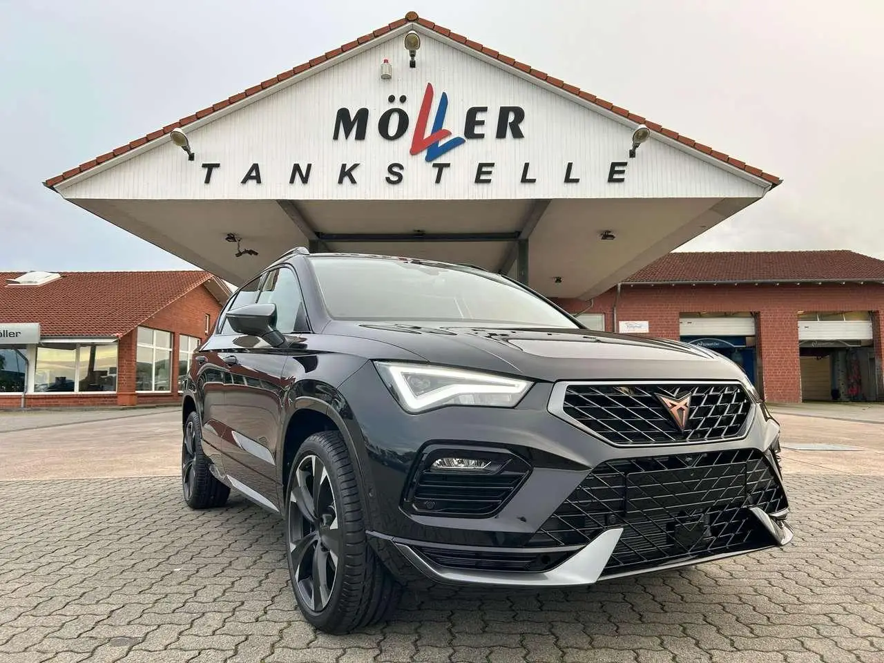 Photo 1 : Cupra Ateca 2024 Petrol