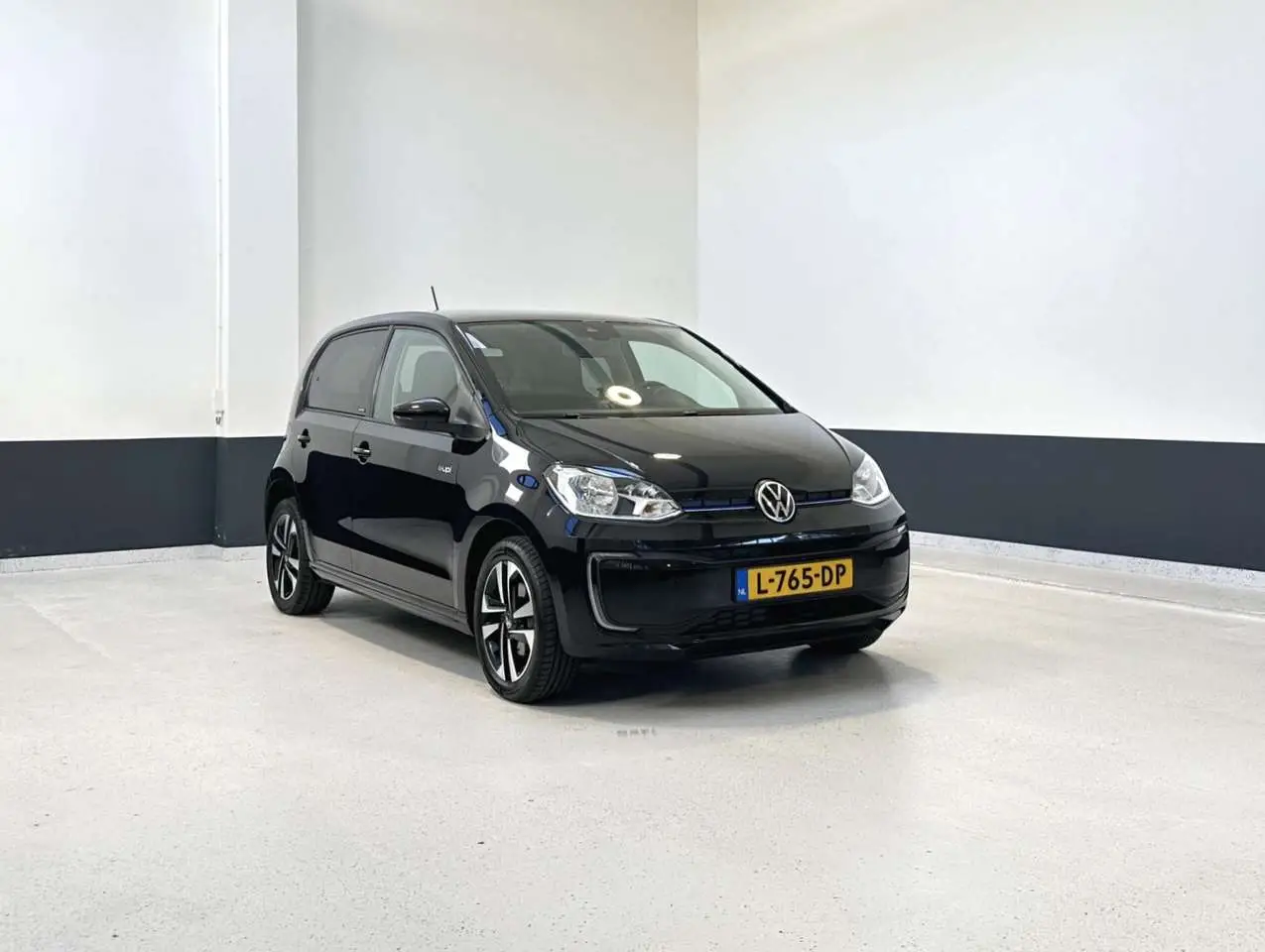 Photo 1 : Volkswagen Up! 2020 Electric