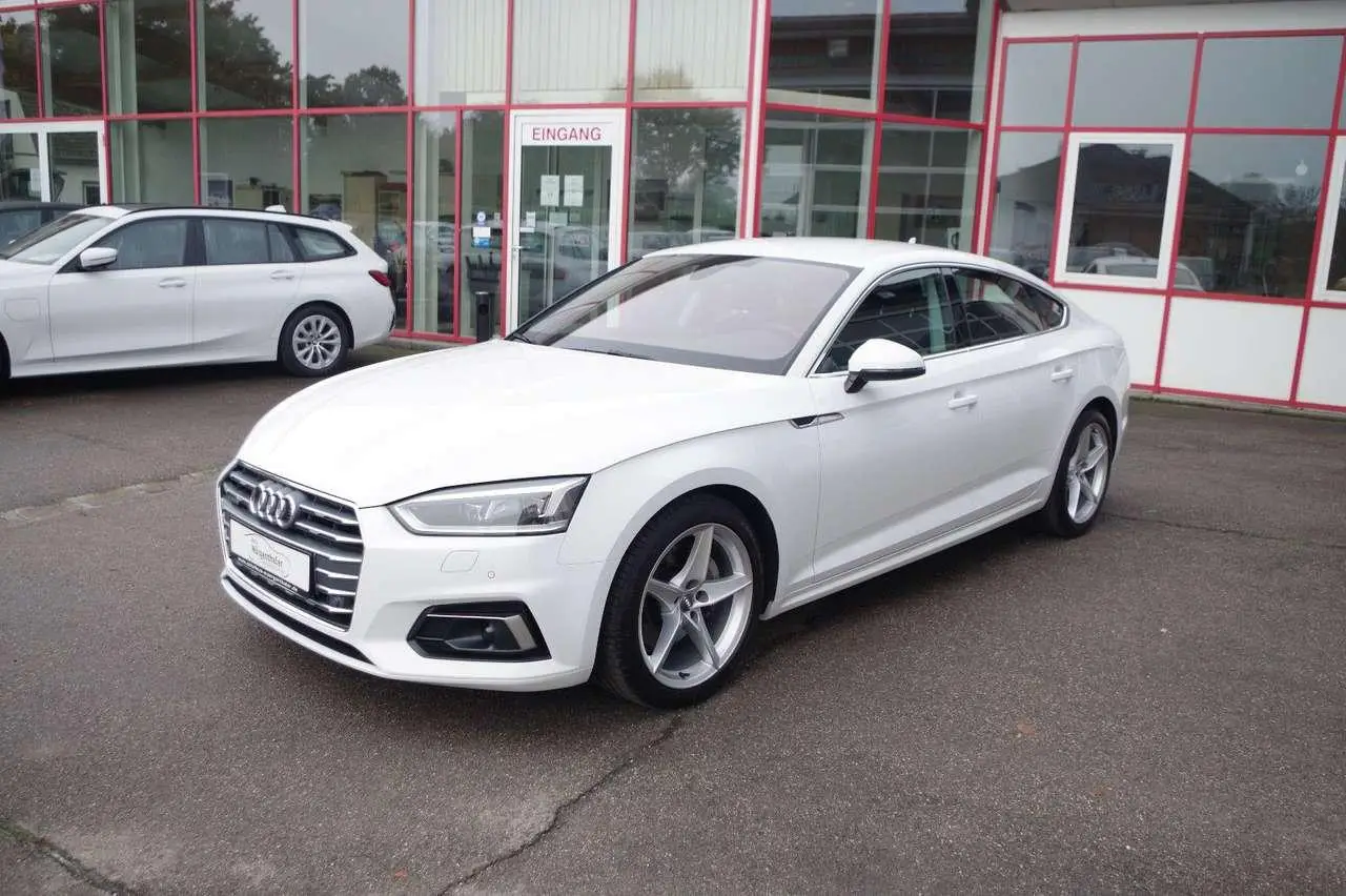 Photo 1 : Audi A5 2018 Diesel