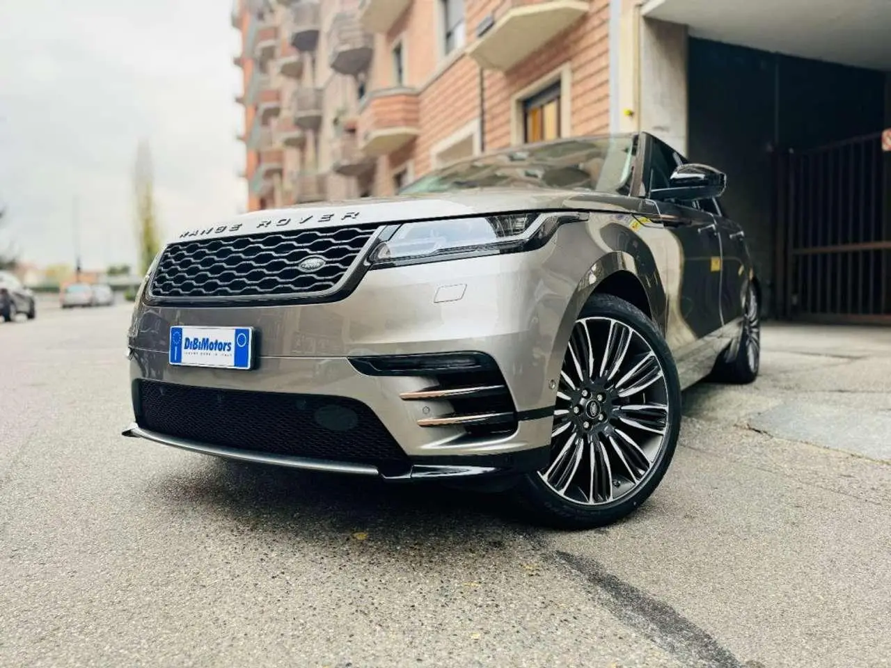 Photo 1 : Land Rover Range Rover Velar 2018 Diesel