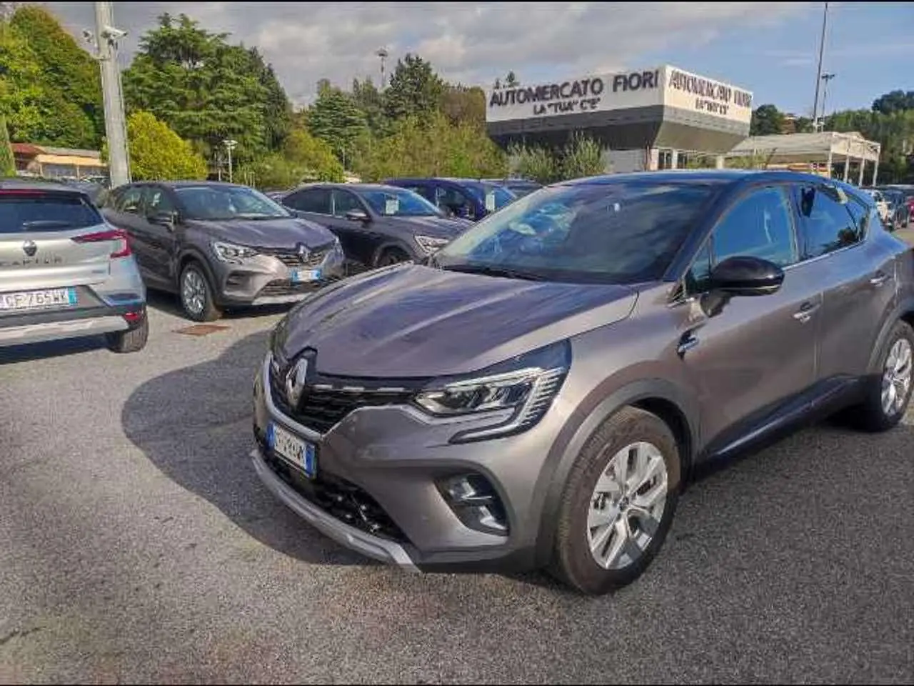 Photo 1 : Renault Captur 2021 Hybrid