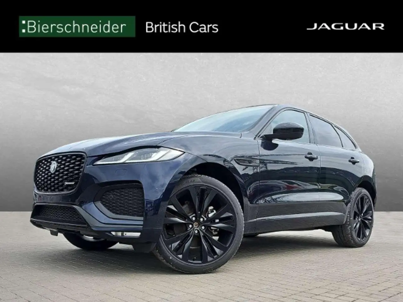 Photo 1 : Jaguar F-pace 2024 Essence