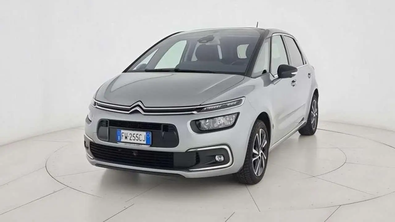 Photo 1 : Citroen C4 2019 Diesel