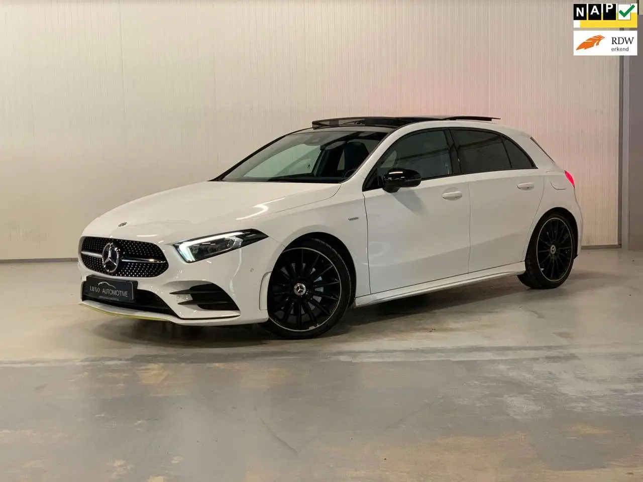 Photo 1 : Mercedes-benz Classe A 2019 Petrol