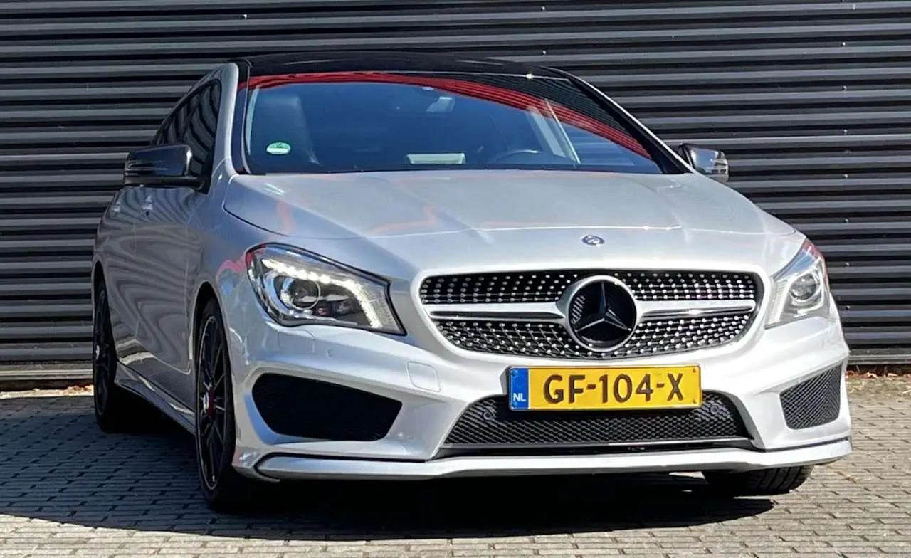 Photo 1 : Mercedes-benz Classe Cla 2015 Essence