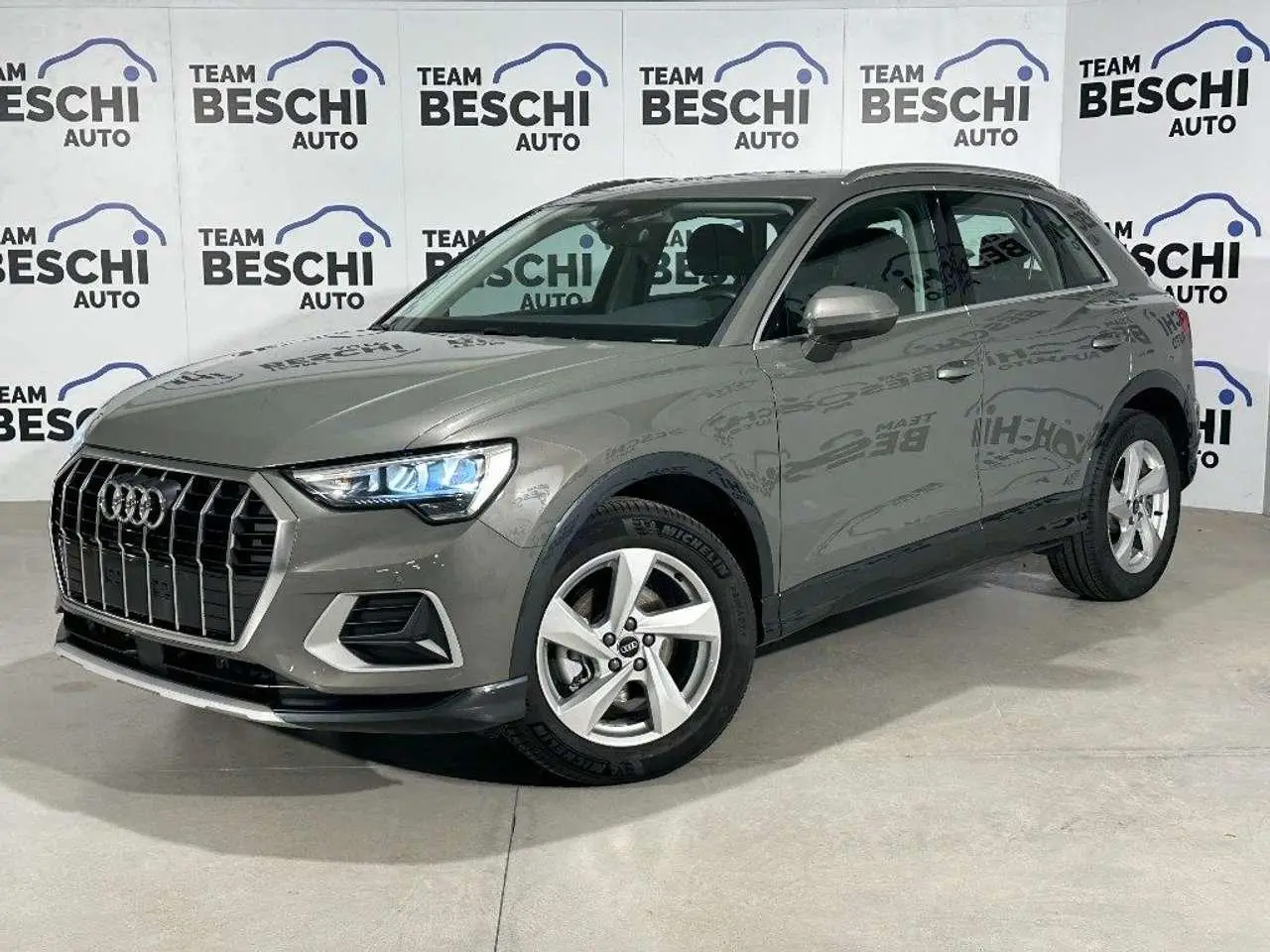 Photo 1 : Audi Q3 2022 Diesel