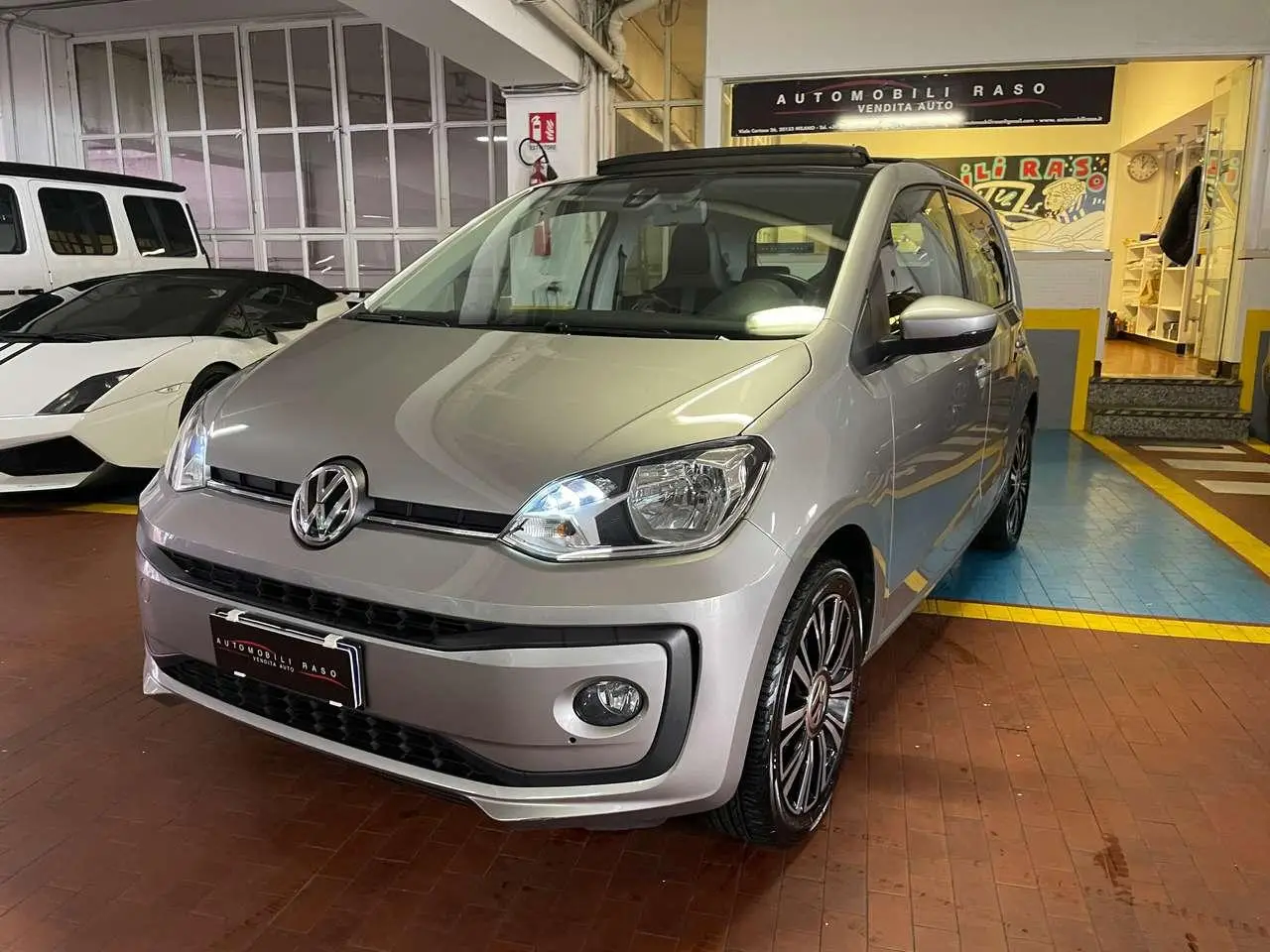 Photo 1 : Volkswagen Up! 2017 Petrol