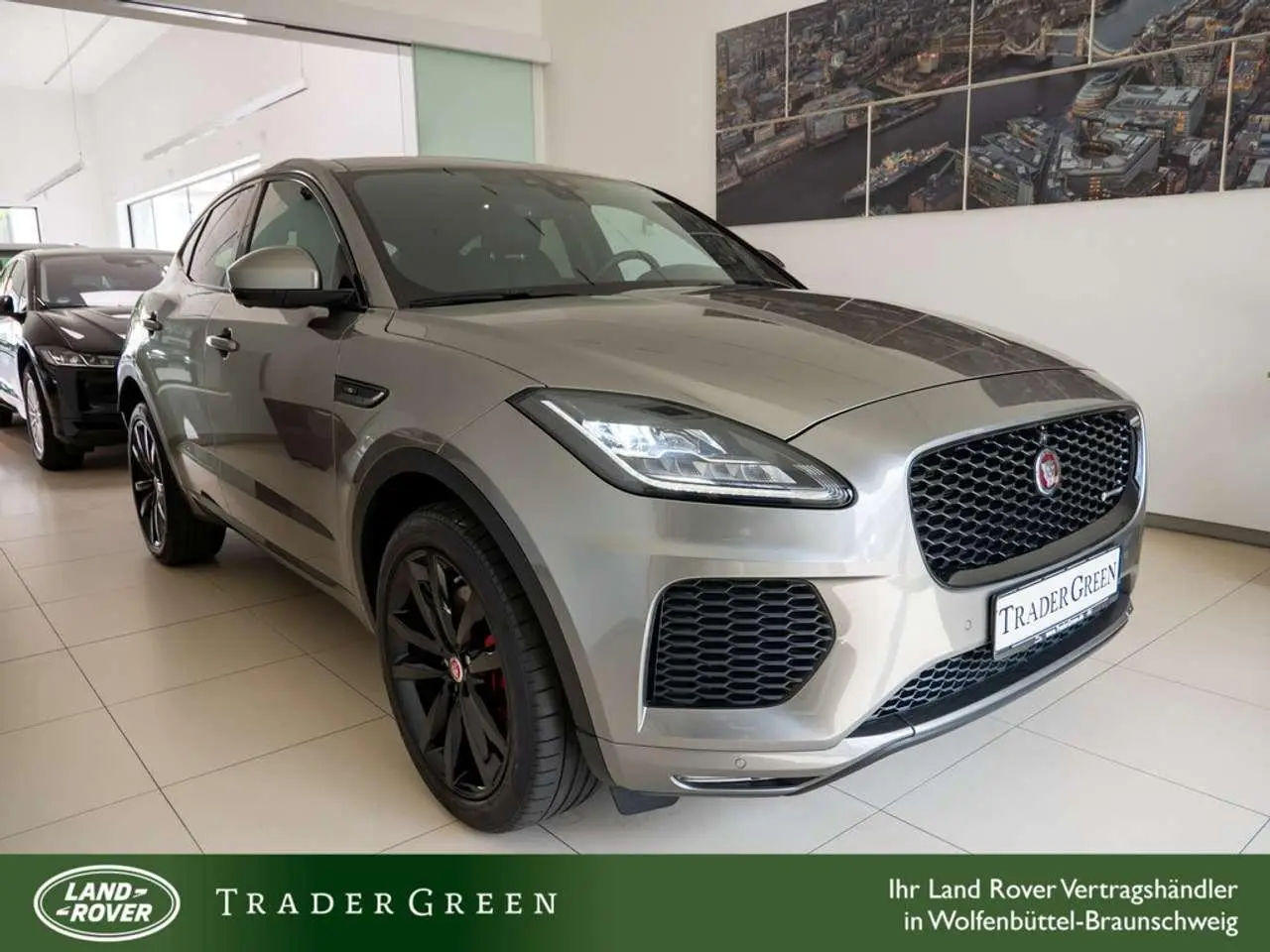 Photo 1 : Jaguar E-pace 2019 Essence