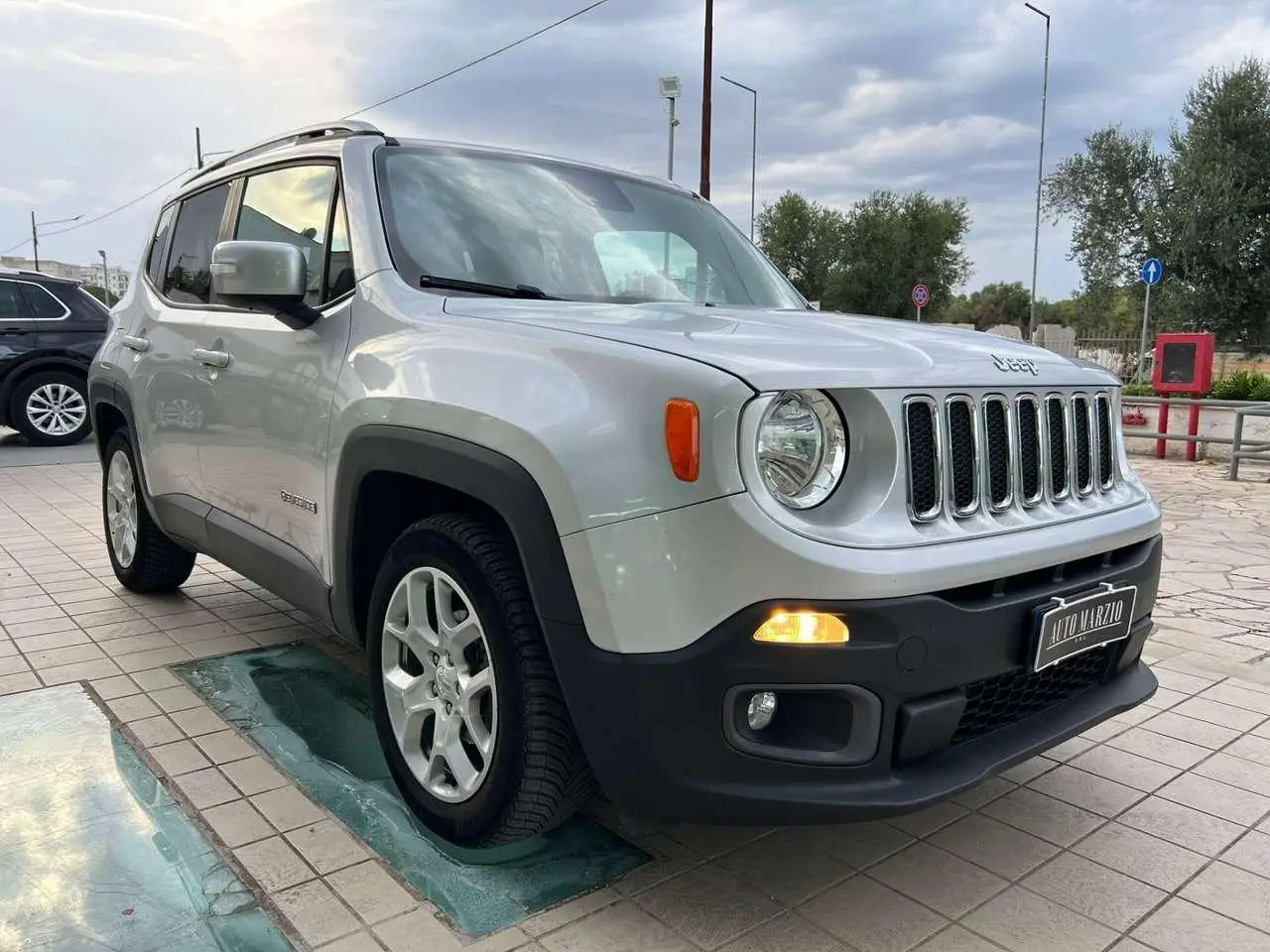 Photo 1 : Jeep Renegade 2015 Diesel