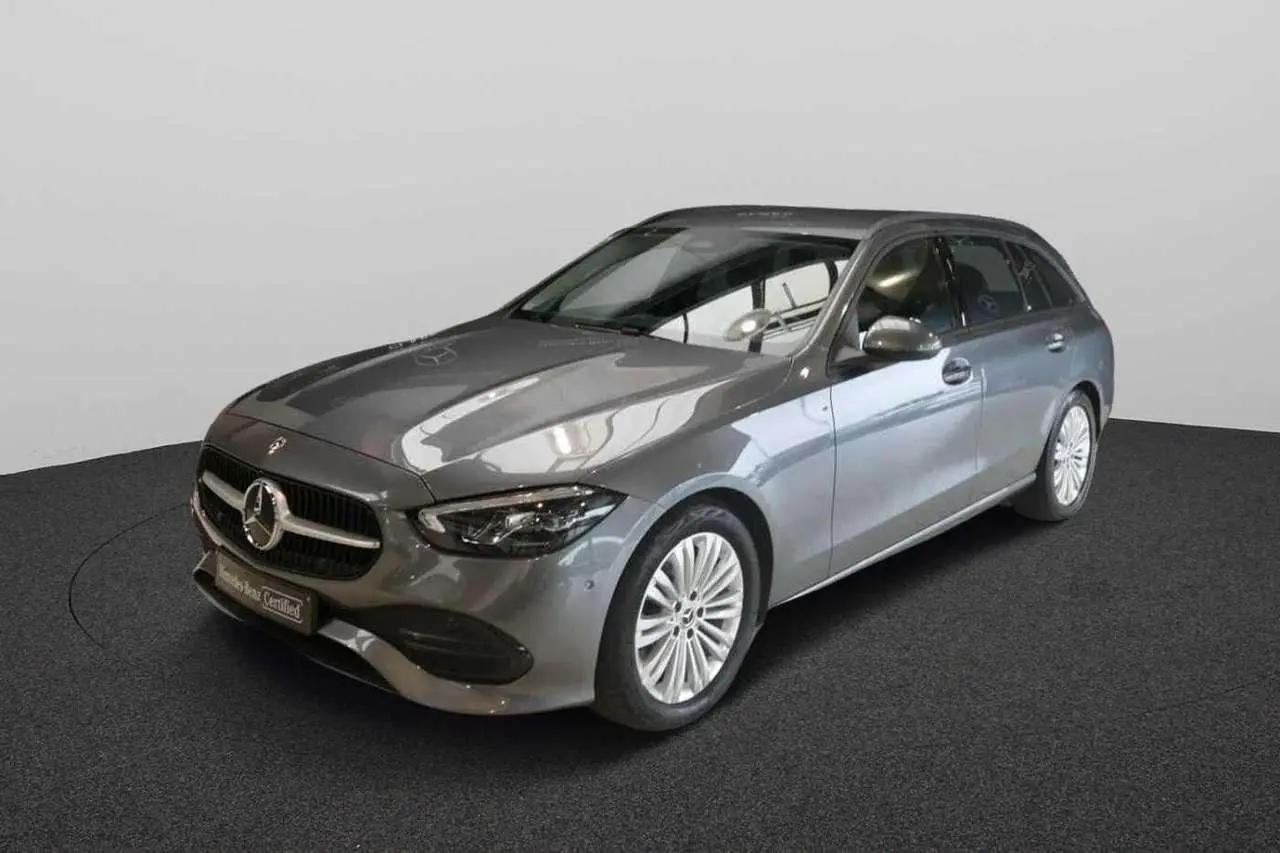 Photo 1 : Mercedes-benz Classe C 2022 Essence