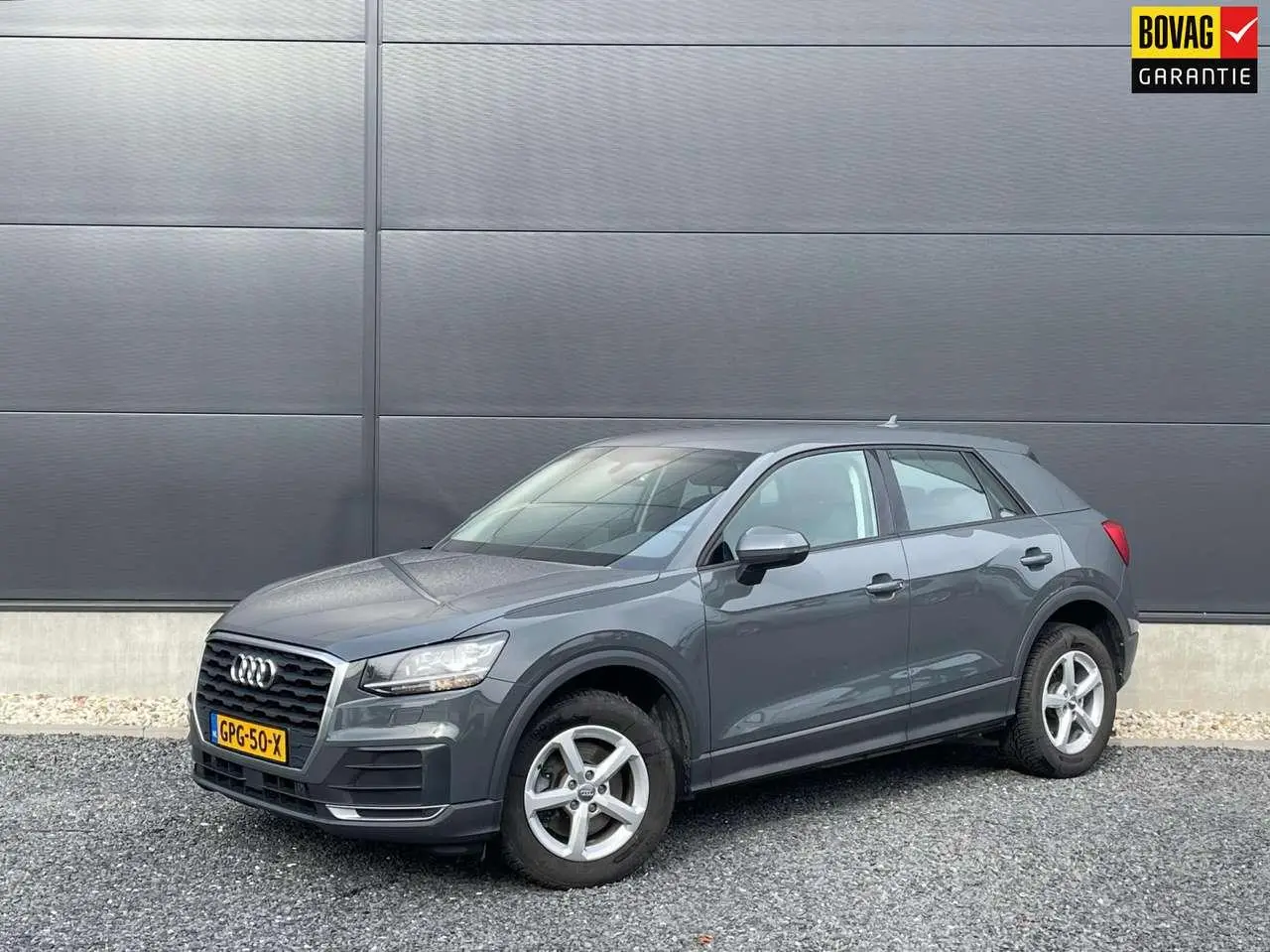 Photo 1 : Audi Q2 2018 Petrol