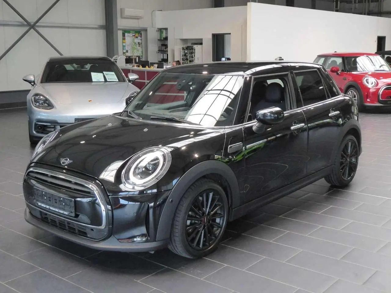 Photo 1 : Mini One 2021 Petrol