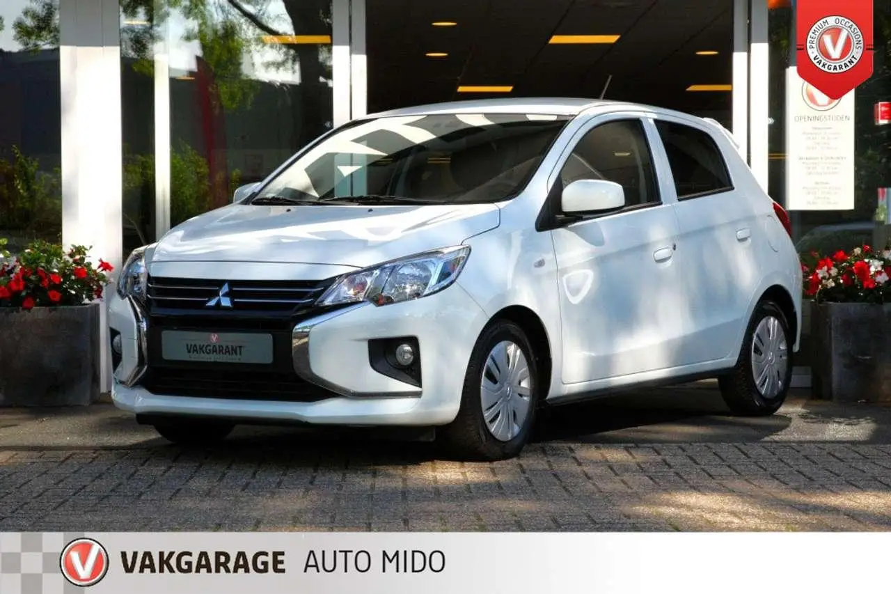 Photo 1 : Mitsubishi Space Star 2022 Petrol