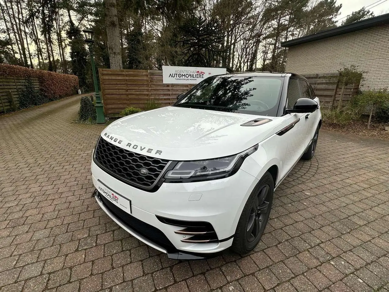 Photo 1 : Land Rover Range Rover Velar 2018 Diesel