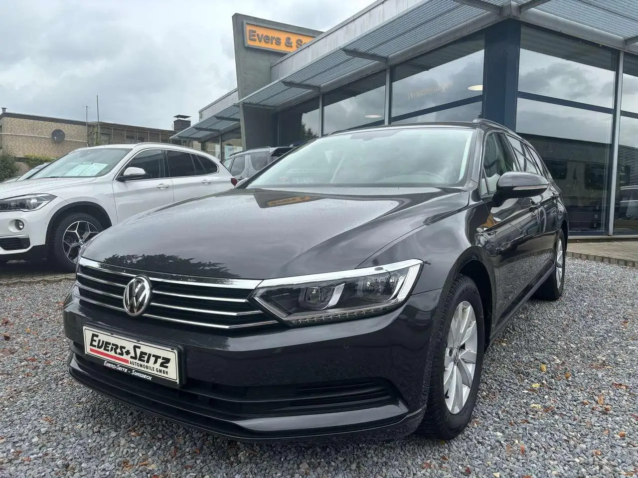 Photo 1 : Volkswagen Passat 2019 Petrol