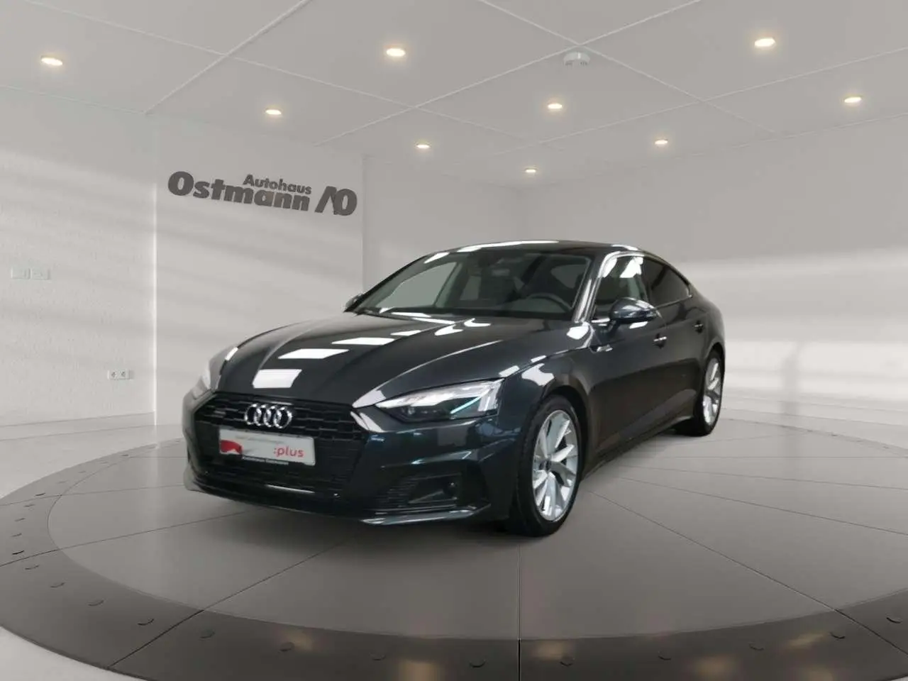 Photo 1 : Audi A5 2023 Petrol