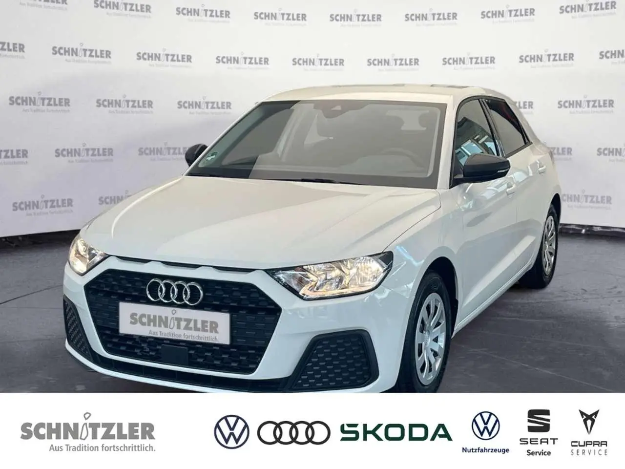 Photo 1 : Audi A1 2024 Petrol