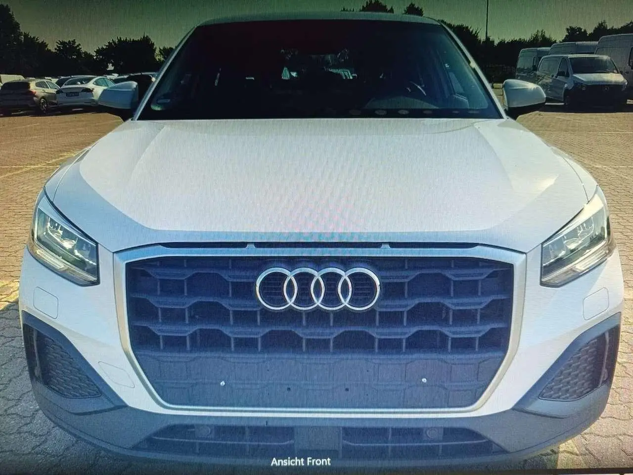 Photo 1 : Audi Q2 2021 Essence