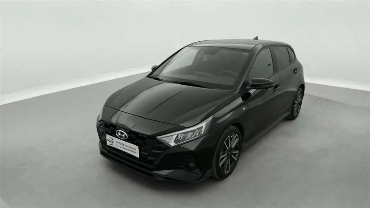 Photo 1 : Hyundai I20 2023 Petrol