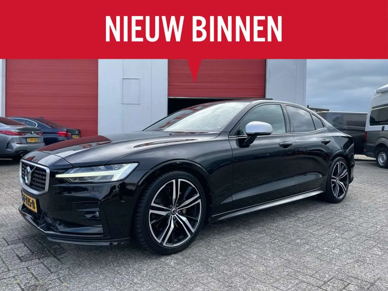 Photo 1 : Volvo S60 2019 Essence