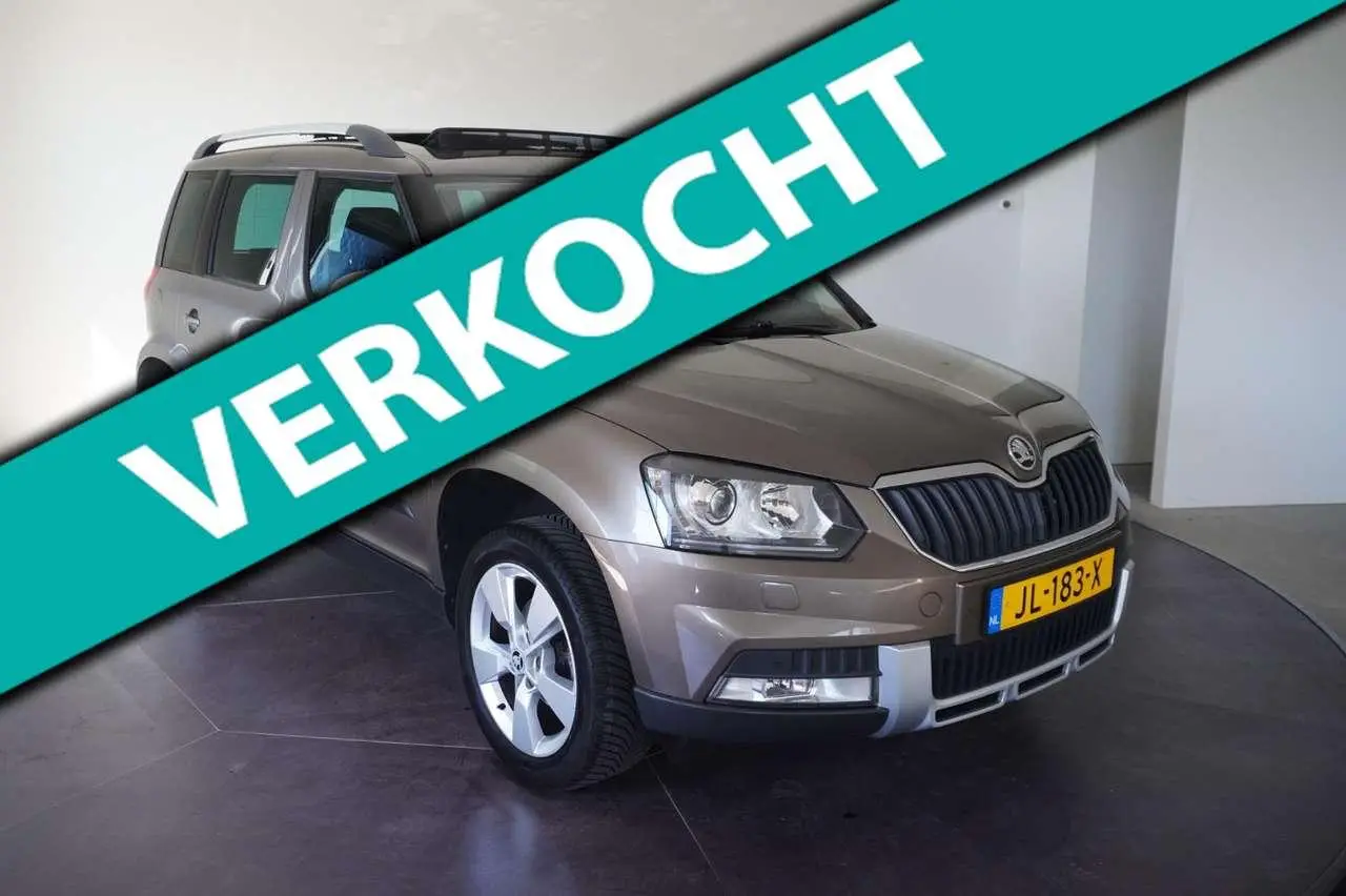 Photo 1 : Skoda Yeti 2016 Petrol