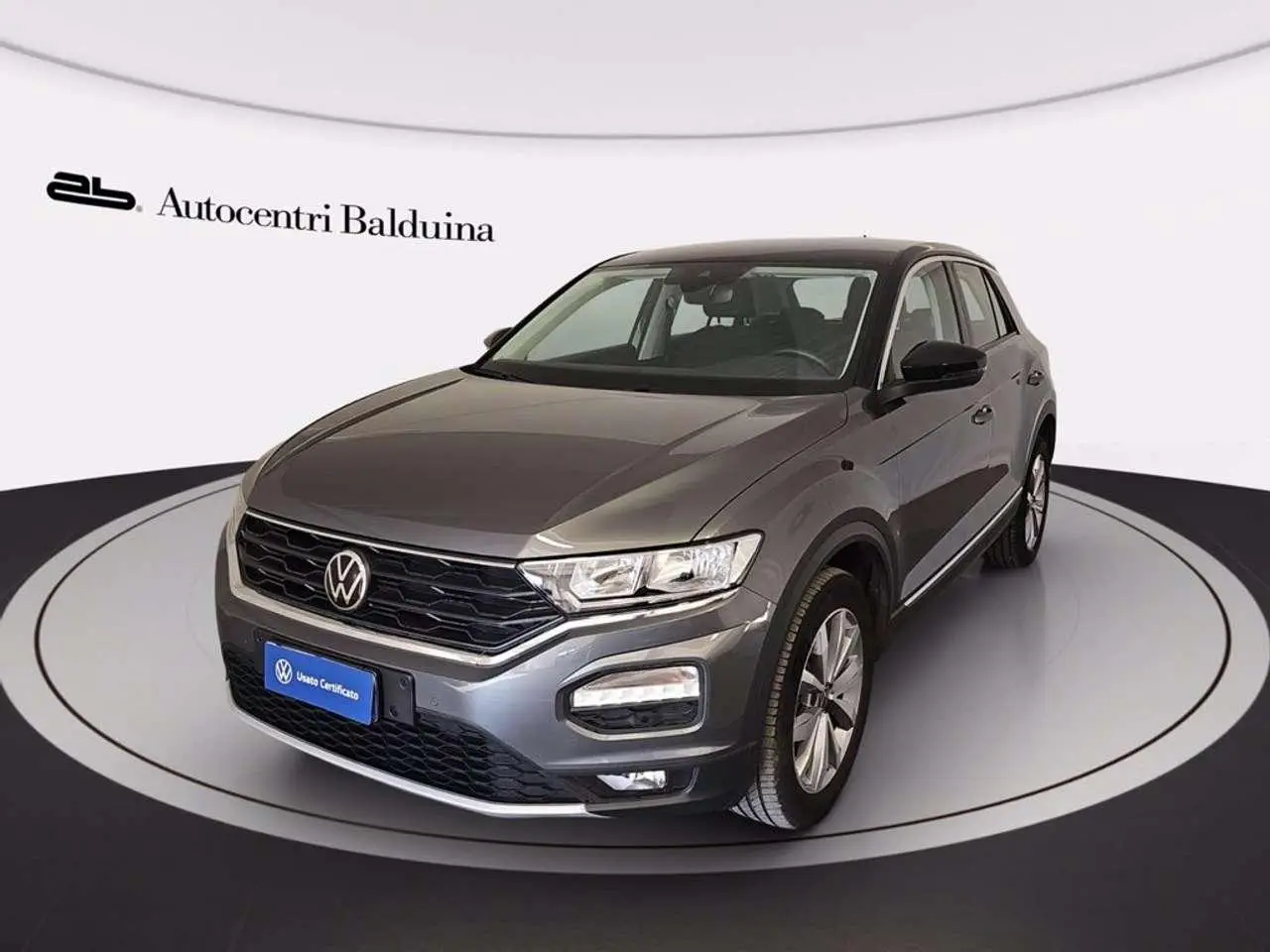 Photo 1 : Volkswagen T-roc 2021 Essence