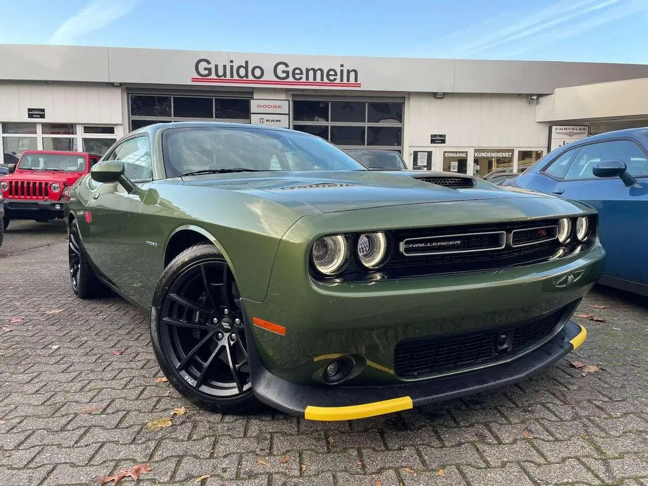 Photo 1 : Dodge Challenger 2023 Petrol