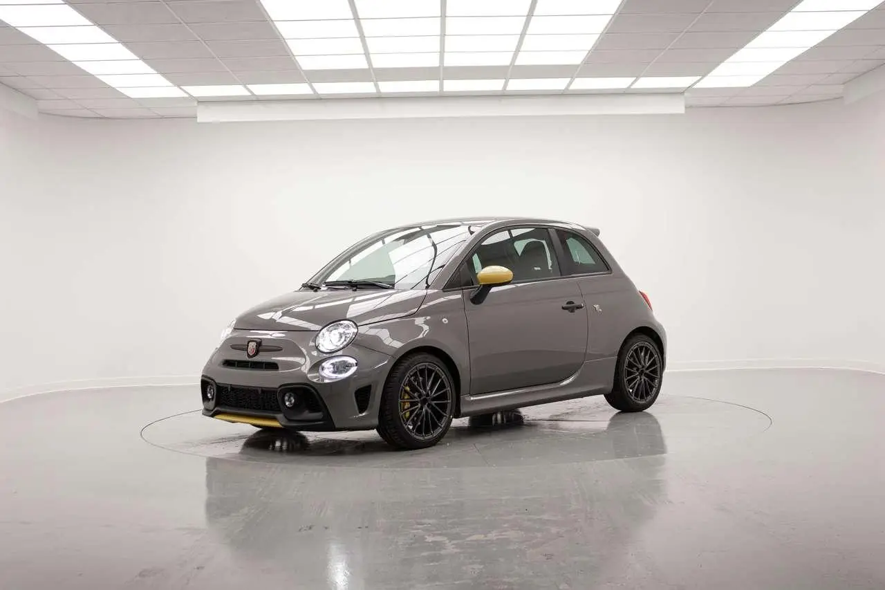 Photo 1 : Abarth 695 2024 Petrol