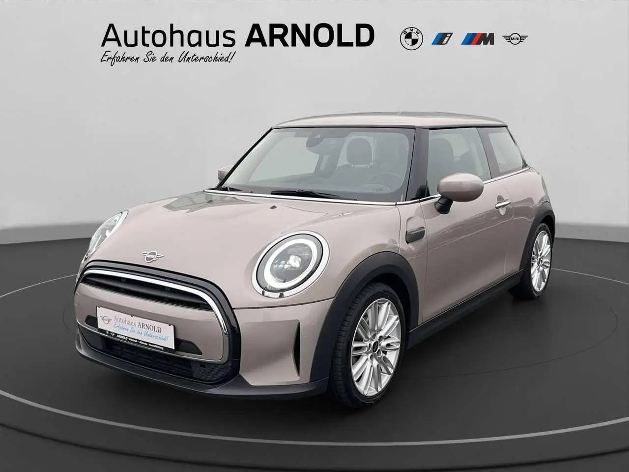 Photo 1 : Mini One 2021 Petrol