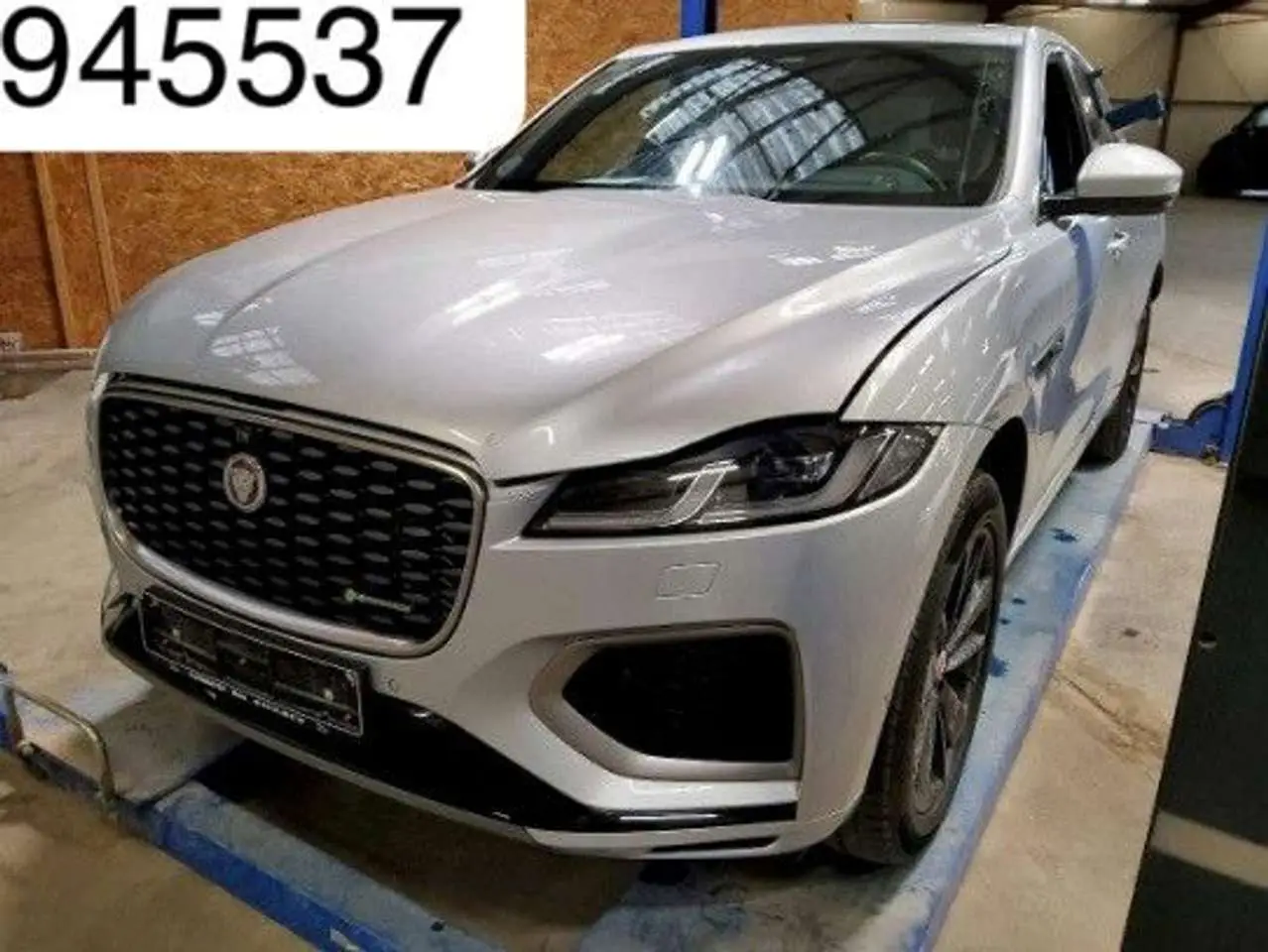 Photo 1 : Jaguar F-pace 2021 Hybrid