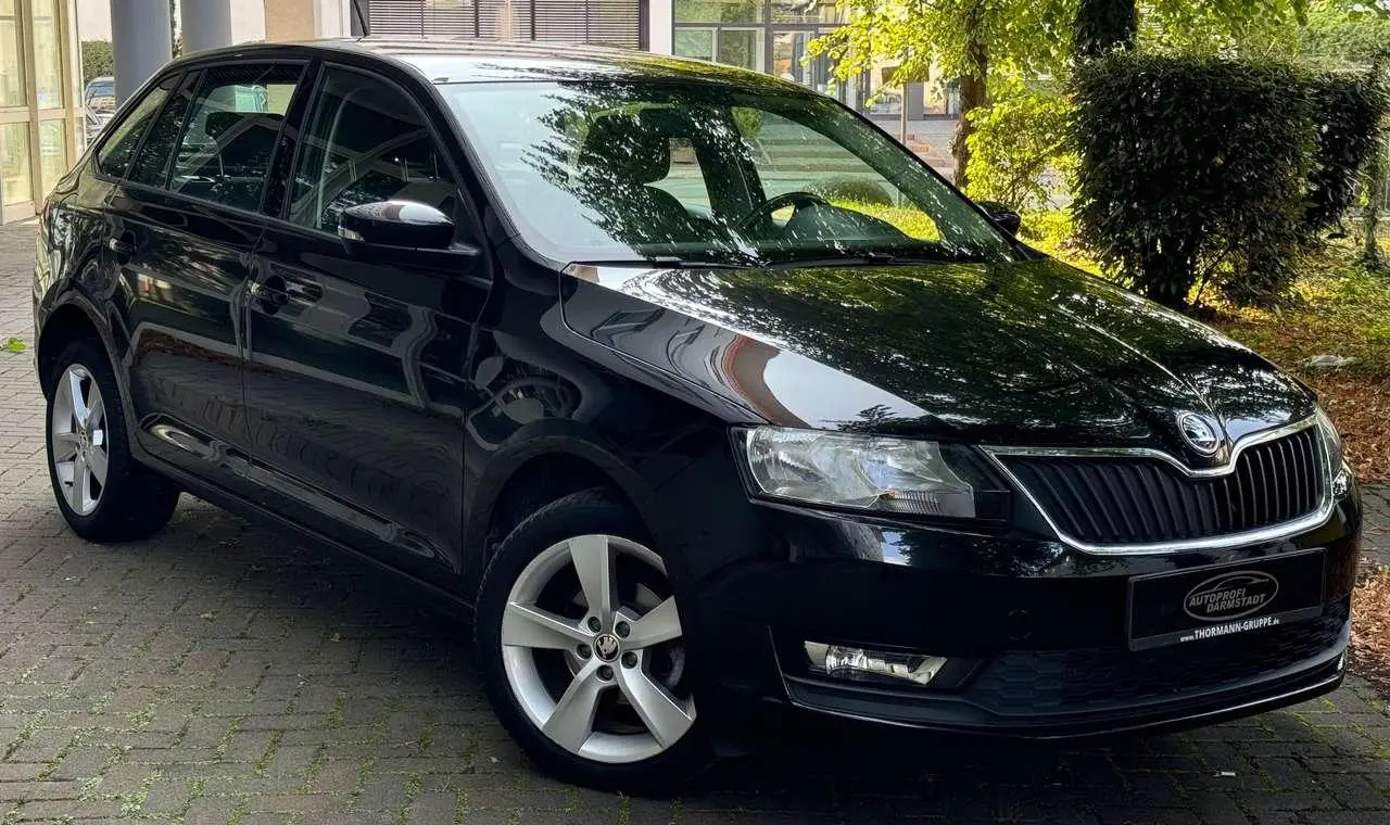 Photo 1 : Skoda Rapid 2019 Petrol