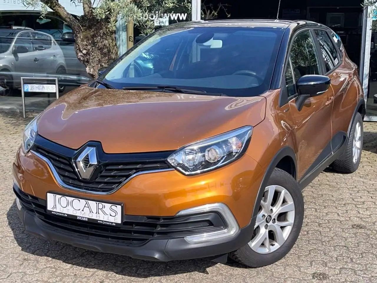 Photo 1 : Renault Captur 2019 Essence