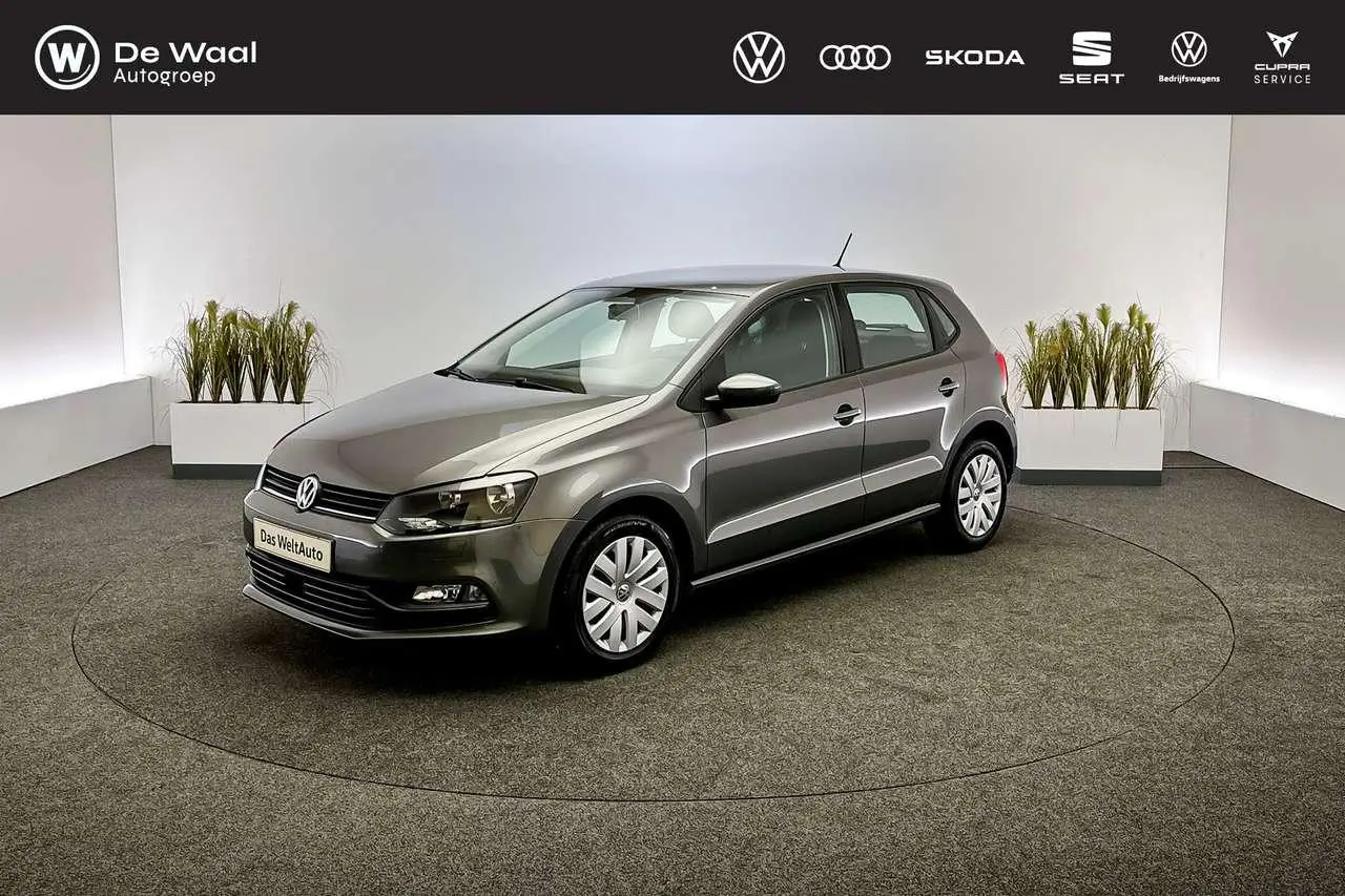 Photo 1 : Volkswagen Polo 2015 Essence