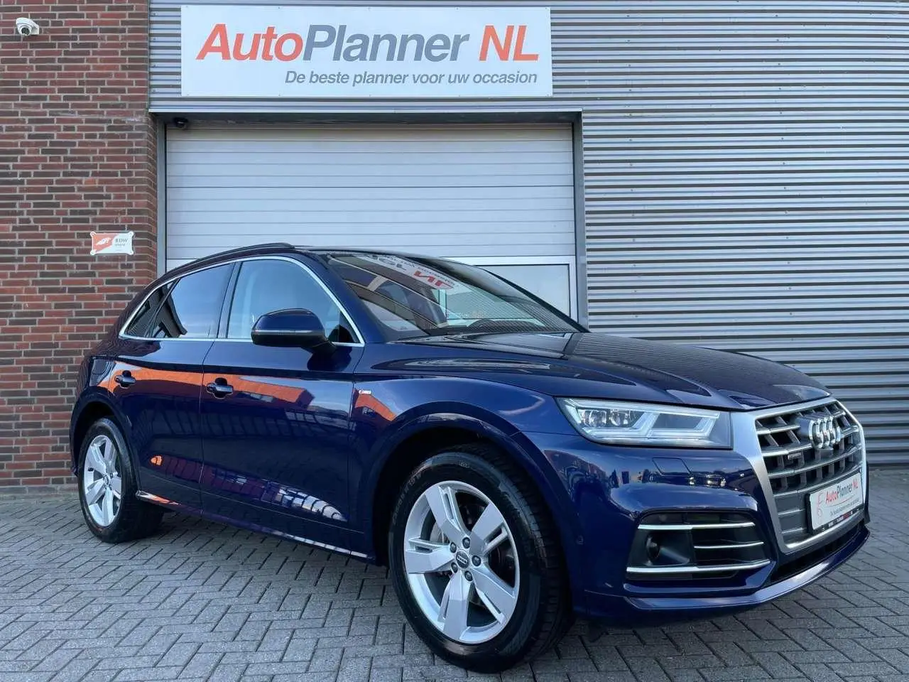 Photo 1 : Audi Q5 2017 Petrol