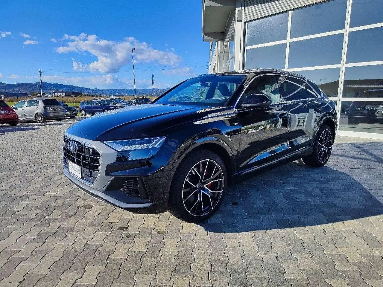 Photo 1 : Audi Q8 2018 Hybride