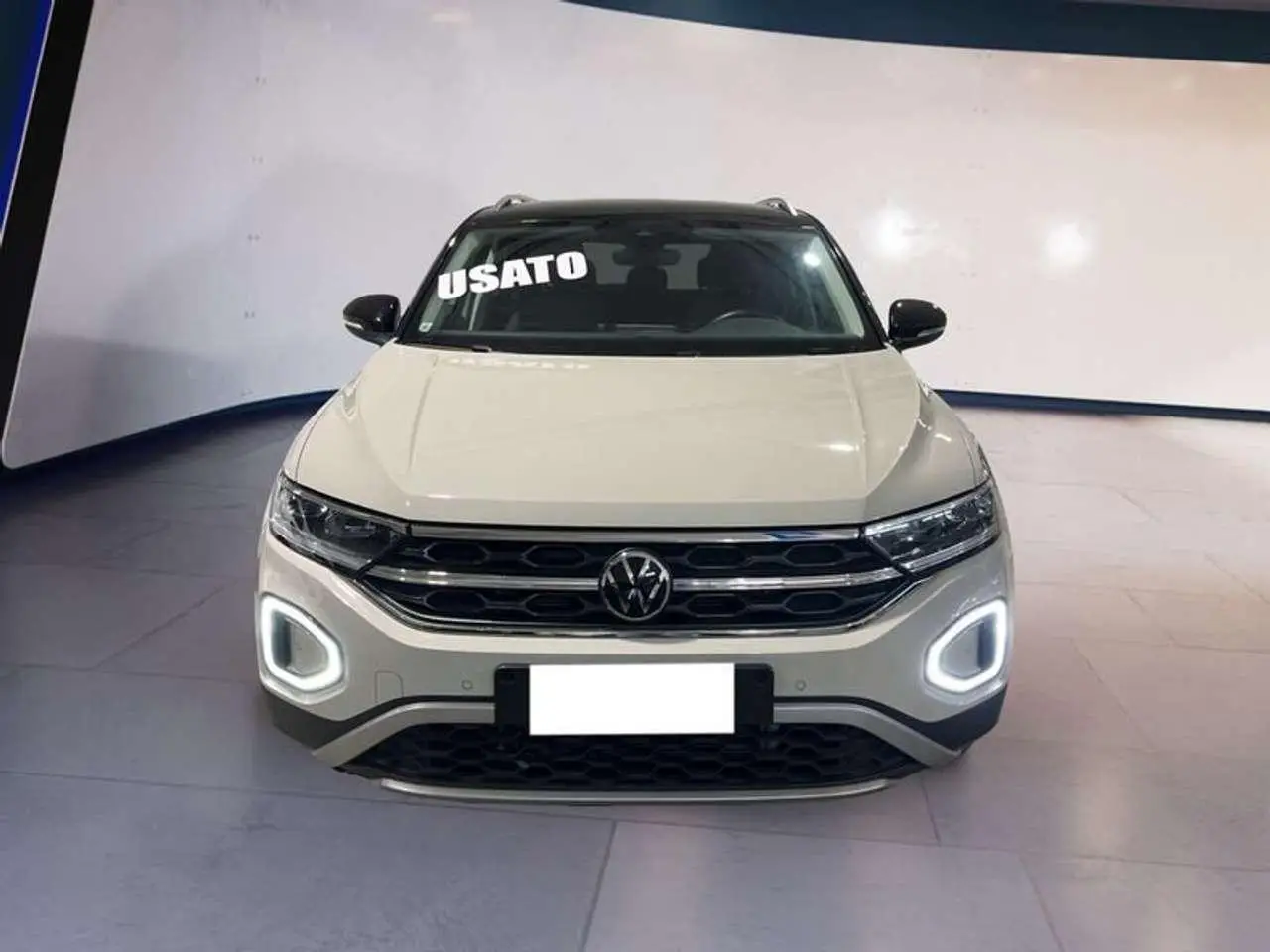 Photo 1 : Volkswagen T-roc 2022 Petrol