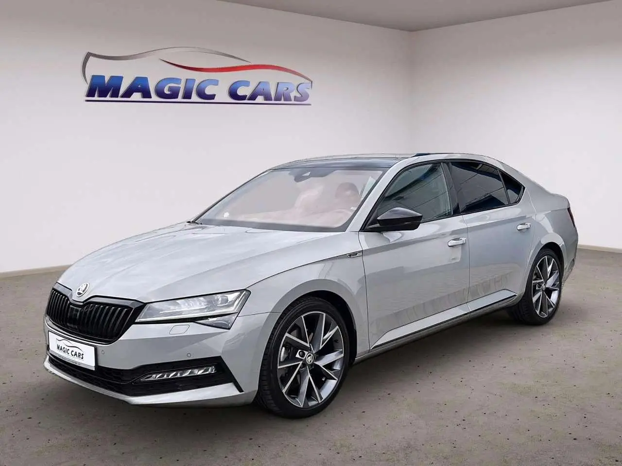 Photo 1 : Skoda Superb 2021 Essence