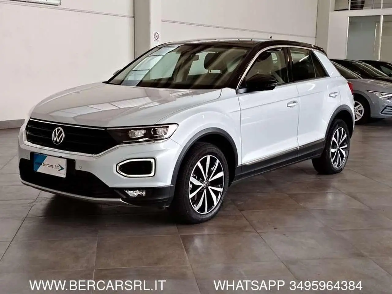 Photo 1 : Volkswagen T-roc 2021 Essence