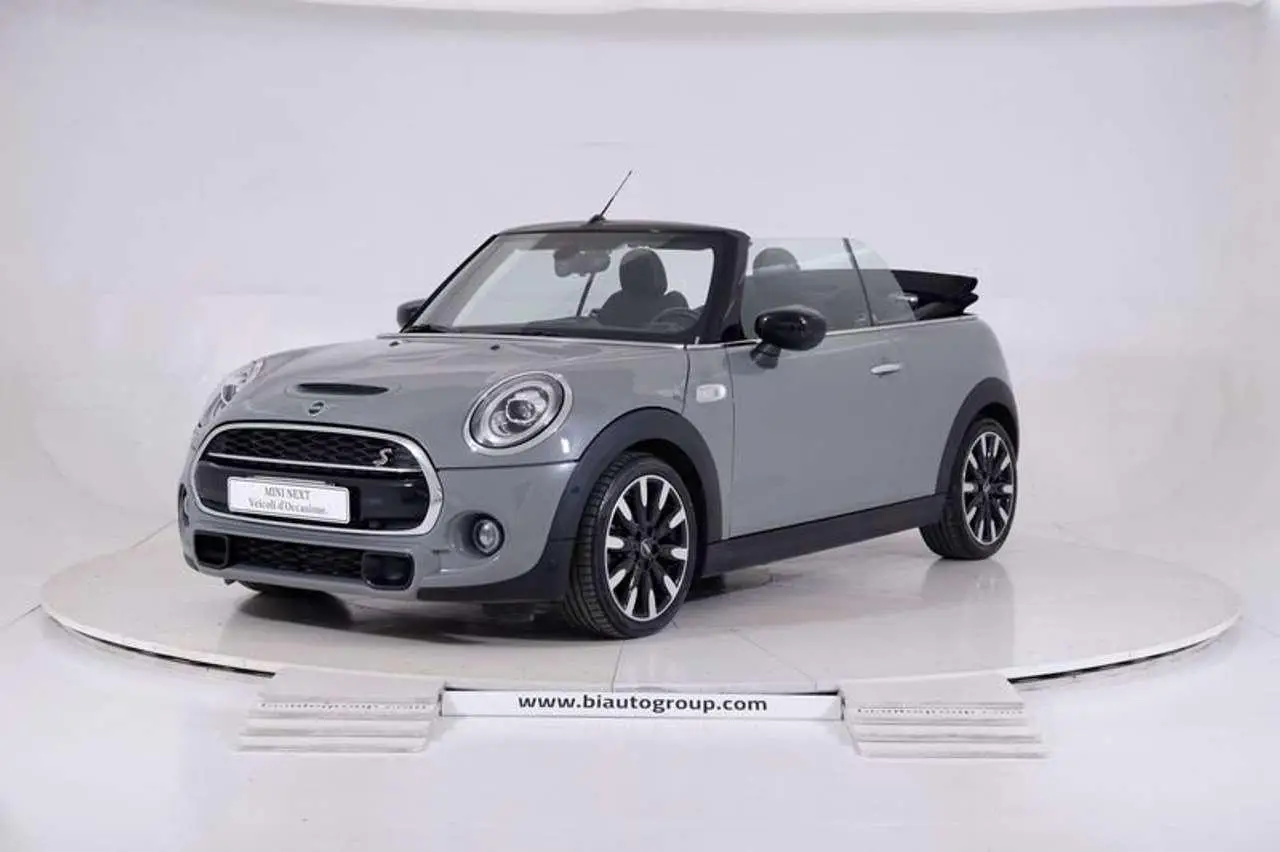 Photo 1 : Mini Cooper 2020 Petrol