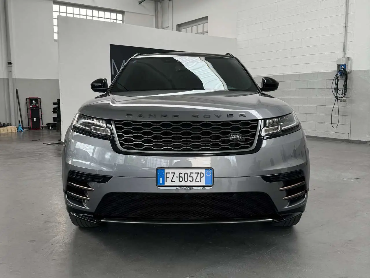 Photo 1 : Land Rover Range Rover Velar 2020 Petrol